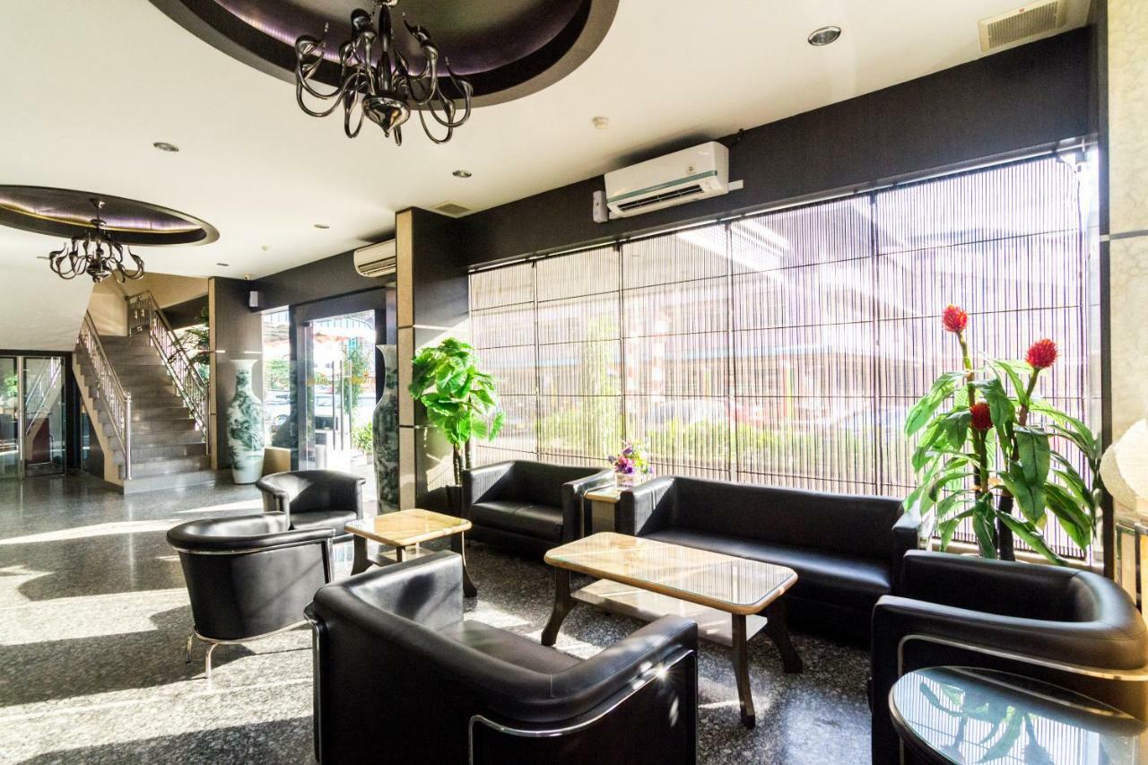 Lovina Inn - Nagoya Batam 外观 照片